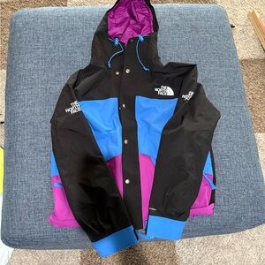 NWOT The North Face Hooded Shell Jacket